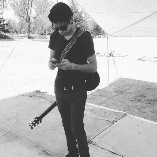 Edgar Vargas Photo 22