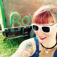Christine Sumpter Photo 9