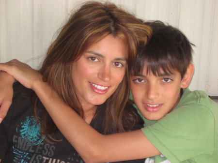 Alison Rodriguez Photo 20