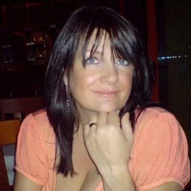 Colleen Hart Photo 32