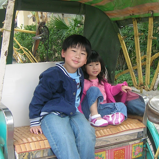 Nancy Lo Photo 25