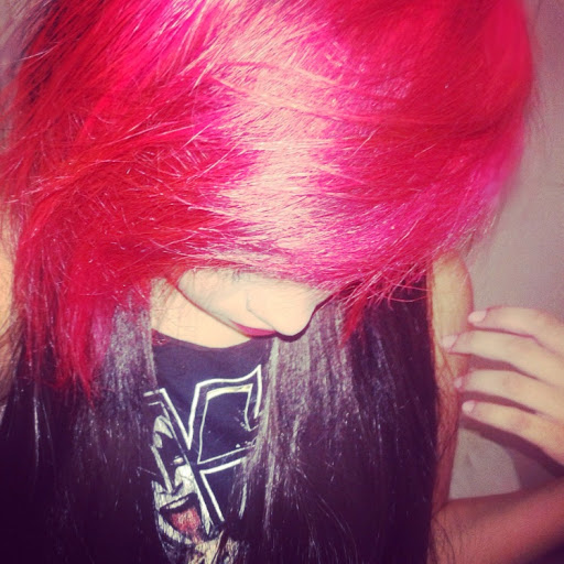 Nicole Simms Photo 6