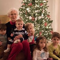 Elizabeth Beall Photo 31