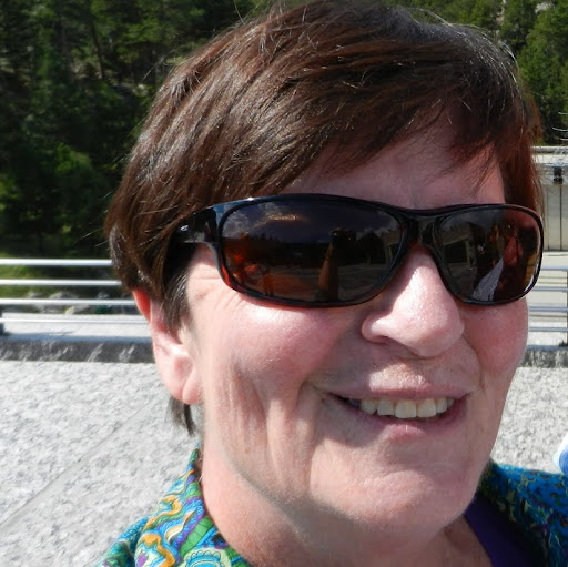 Christine Beach Photo 15