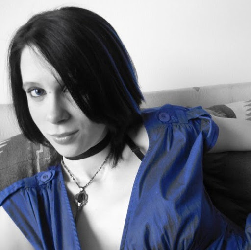 Rachael Rowe Photo 18