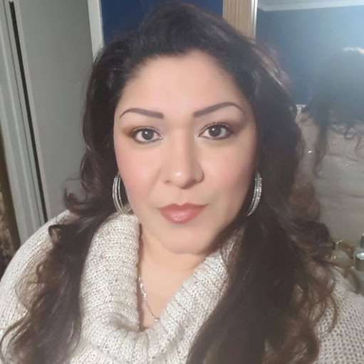 Norma Guerra Photo 20