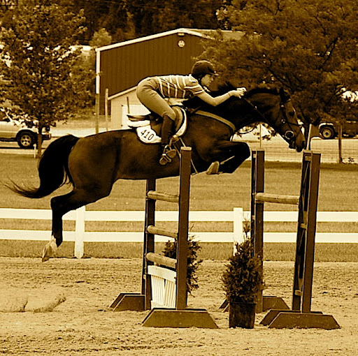 Jennifer Dobbs Photo 27