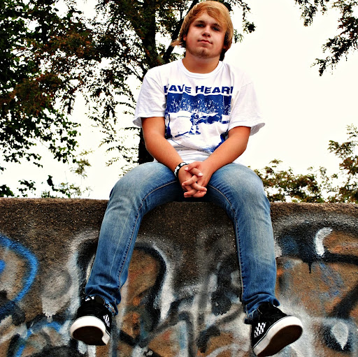 Daniel Robbins Photo 38