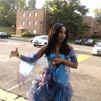 Clara Robinson Photo 20