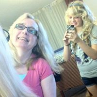 Rose Reynolds Photo 23