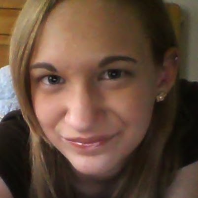 Rebecca Hull Photo 20