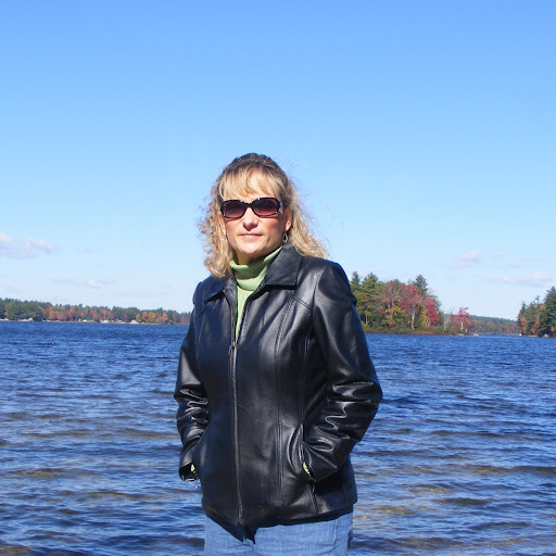 Karen Hamilton Photo 11