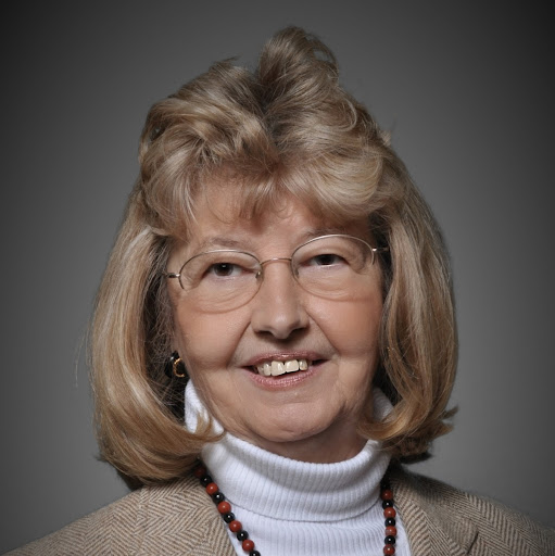 Anne Beck Photo 13