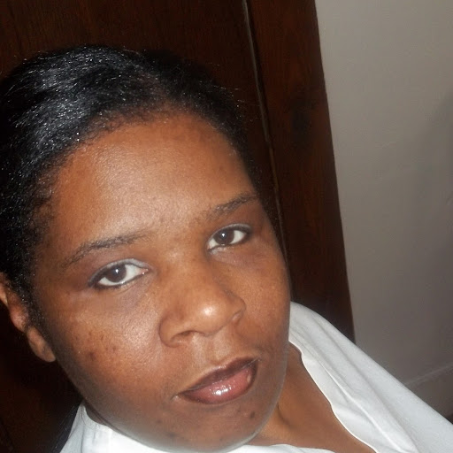 Annette Young Photo 36