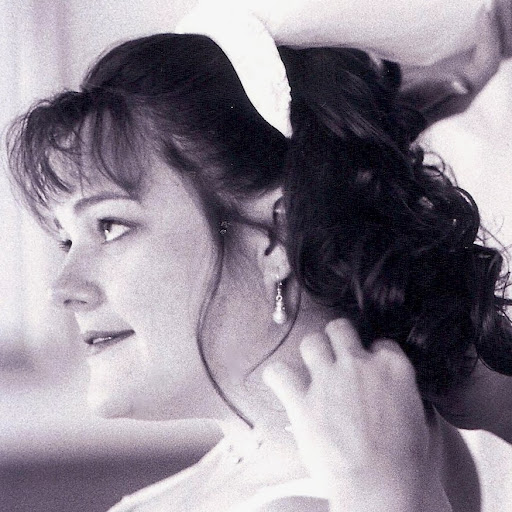Cindy Kelly Photo 11