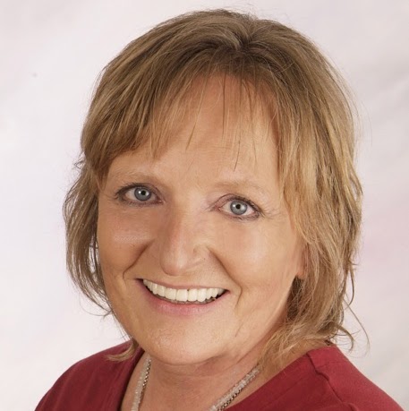 Phyllis Hampton Photo 29