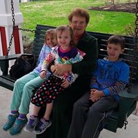 Vicki Howell Photo 40