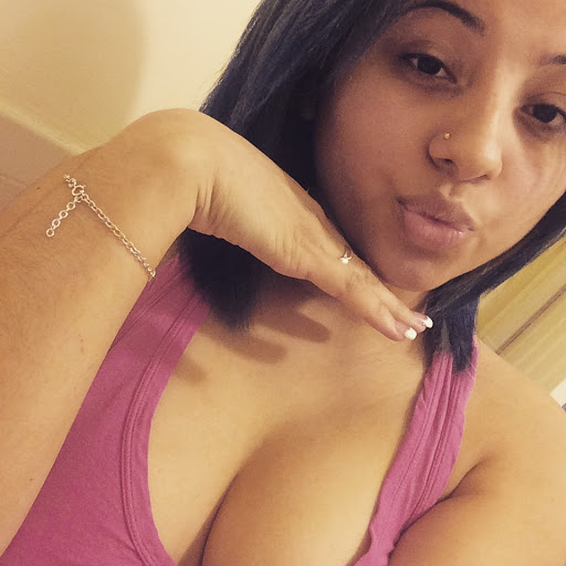 Angela Rivera Photo 46