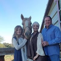 Julie Boothe Photo 13