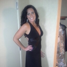Elizabeth Hendricks Photo 31