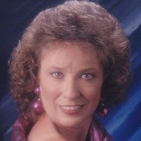 Patricia Estes Photo 17