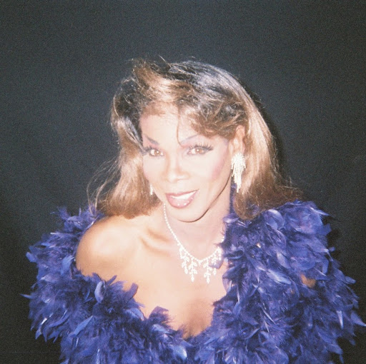 Tonya Richardson Photo 35