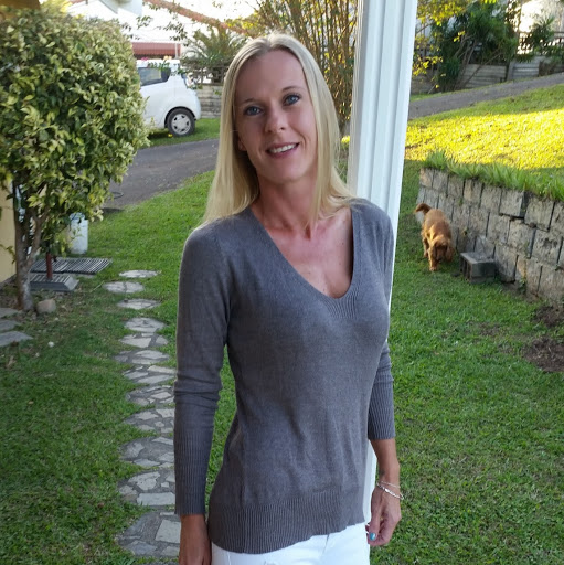 Cindy Reeves Photo 18