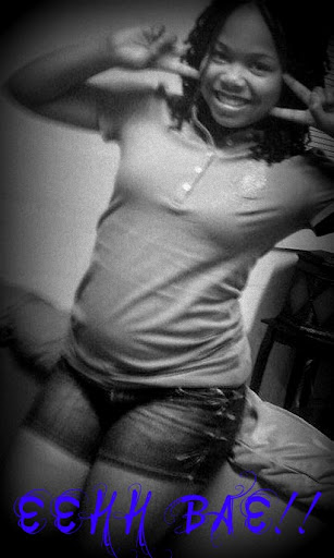 Stephanie Towles Photo 8
