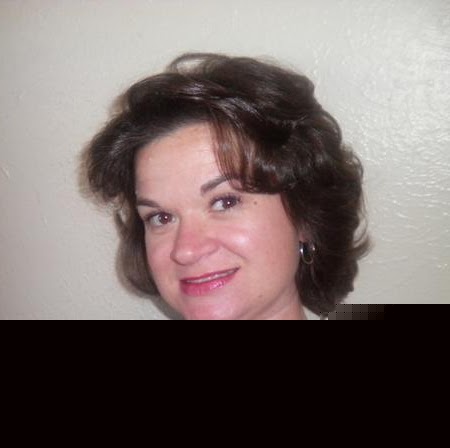 Jennifer Simmons Photo 12