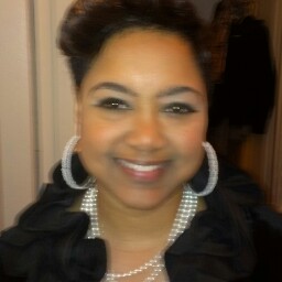 Michelle Small Photo 37
