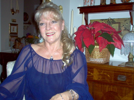 Christine Faulkner Photo 17