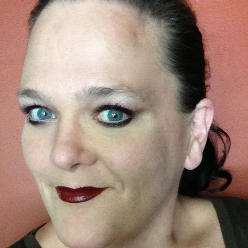 Rebecca Harris Photo 19