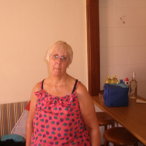 Joan Gordon Photo 24