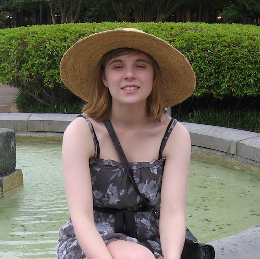 Elizabeth Scherer Photo 10