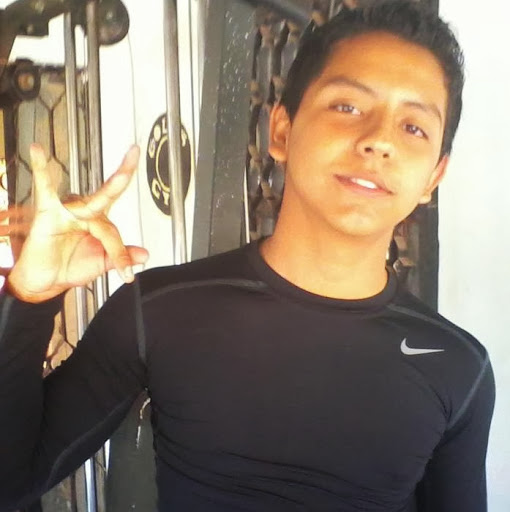 Raul Davalos Photo 4
