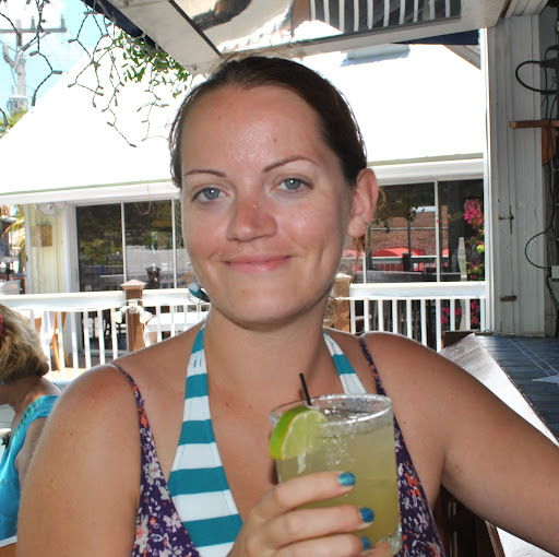 Julie Halstead Photo 3