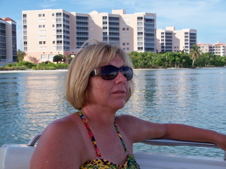 Connie Taylor Photo 30