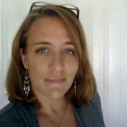 Jennifer Rowe Photo 14