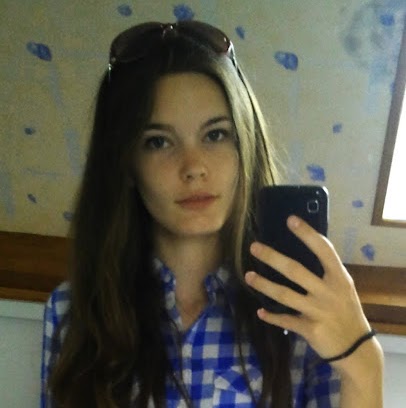 Alexandra Mathieu Photo 10