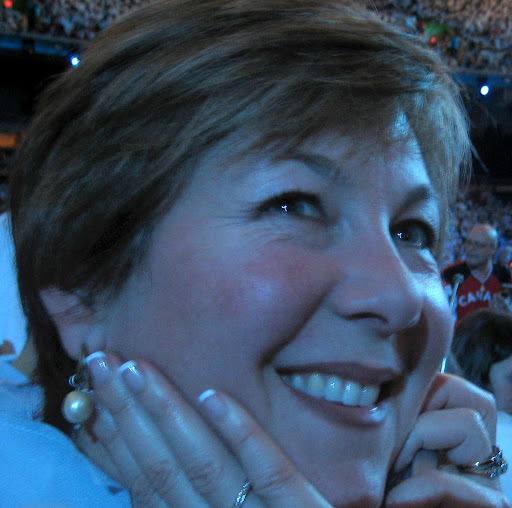 Lisa Purdy Photo 25