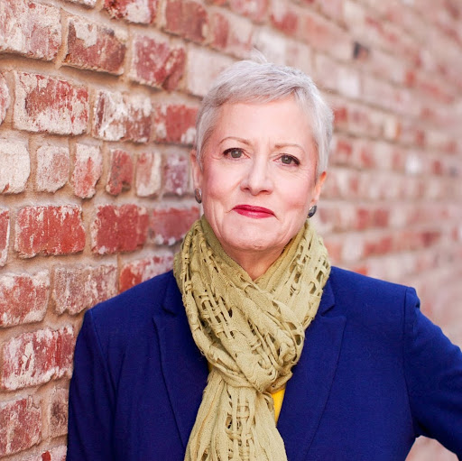 Claire Gallagher Photo 15