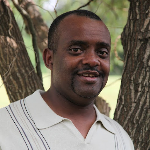 Lloyd Coleman Photo 41