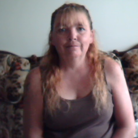 April Mitchell Photo 27