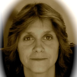 Debra Tucker Photo 29