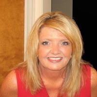 Laura Short Photo 25