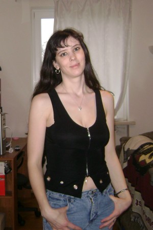 Sarah Potter Photo 40