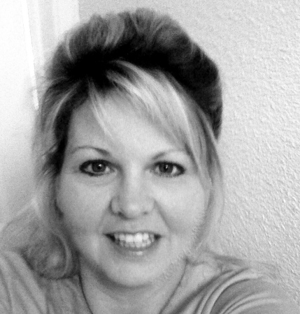Stephanie Bean Photo 22