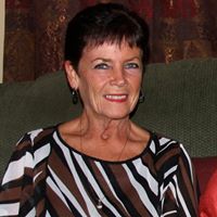 Geraldine Thomas Photo 13