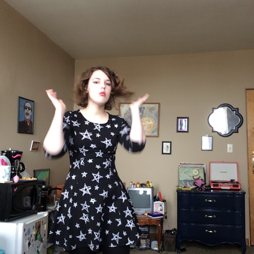 Julia Williams Photo 33