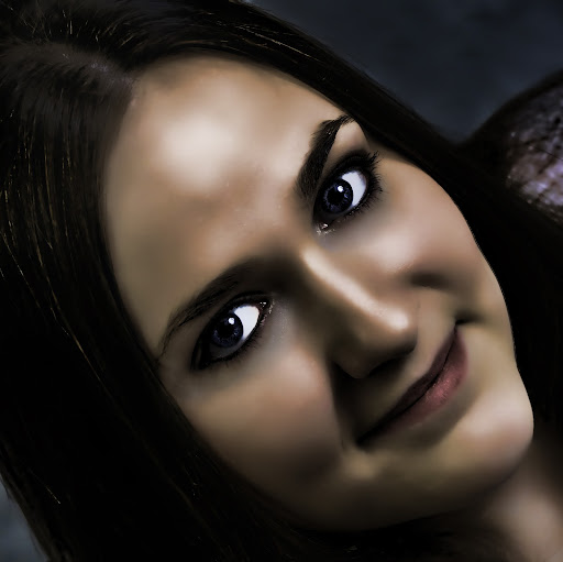 Victoria Russell Photo 21